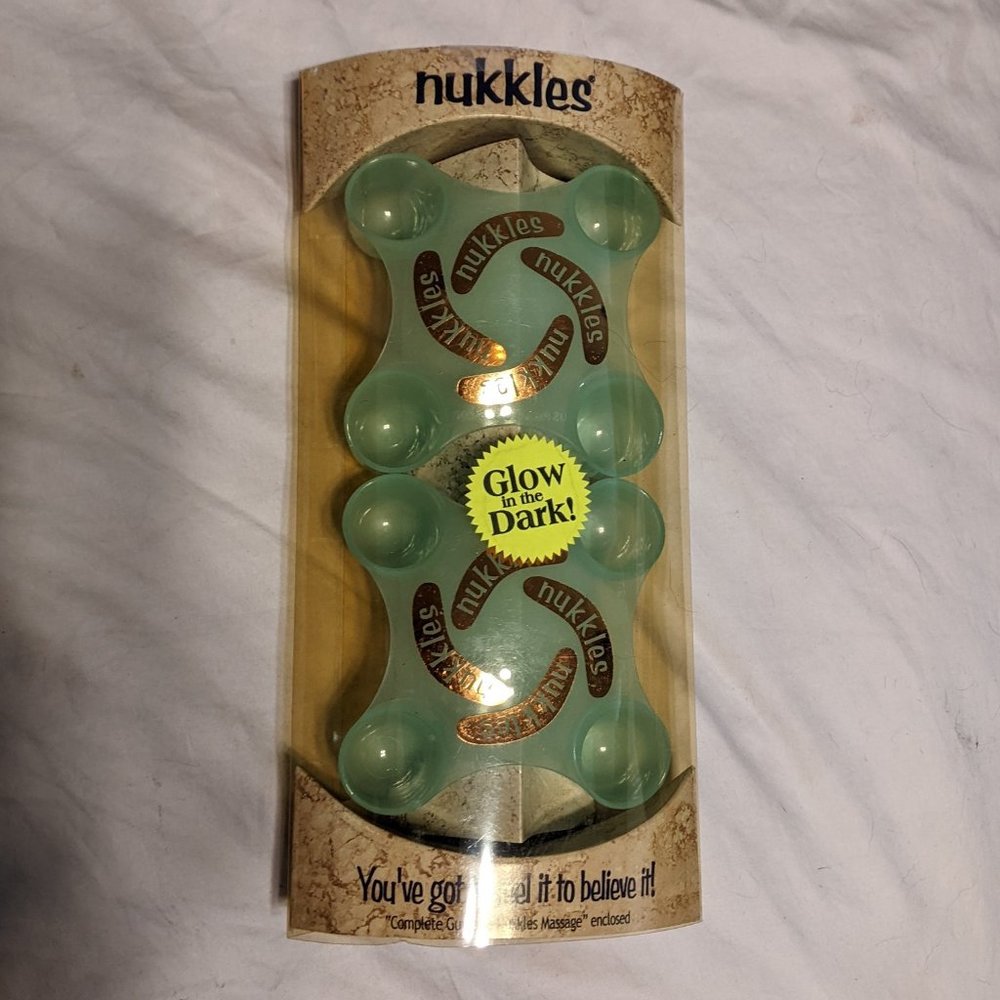 Nukkles Massage glow in the dark